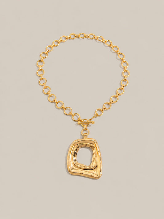 Abstract Pendant Toggle Chain Necklace