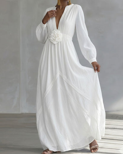 Curvvvy™ Deep V-neck Three-dimensional Floral Maxi Dress