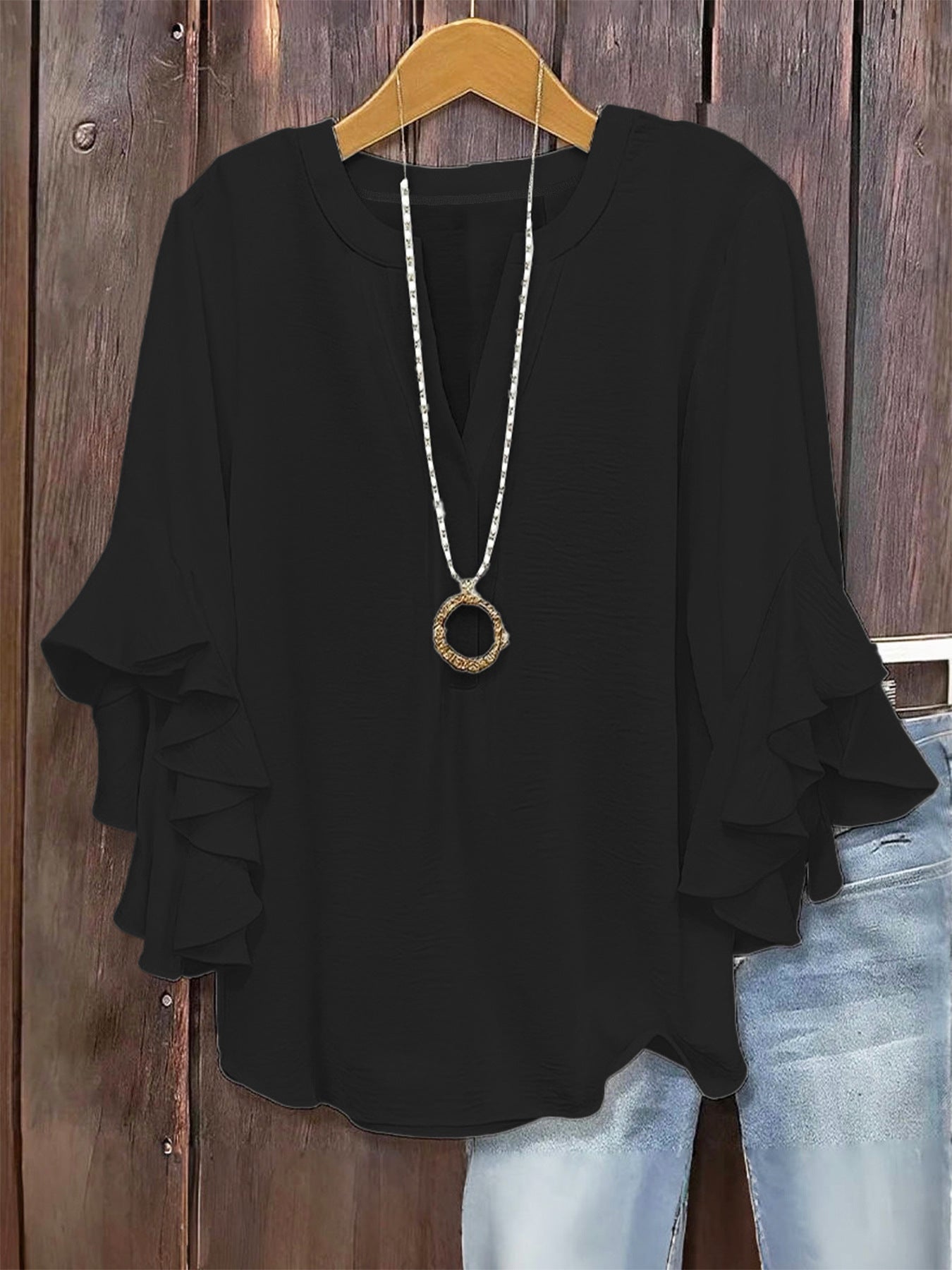 🍃 Plus Size Women's Floral V-Neck Blouse | Flowy Ruffled Sleeve Top for Arm & Tummy Flattering | Lightweight Casual Summer Shirt ☀️