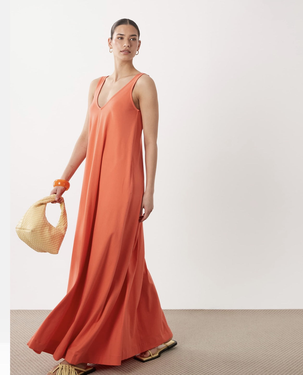 Flowy V-Neck Sleeveless Maxi Dress